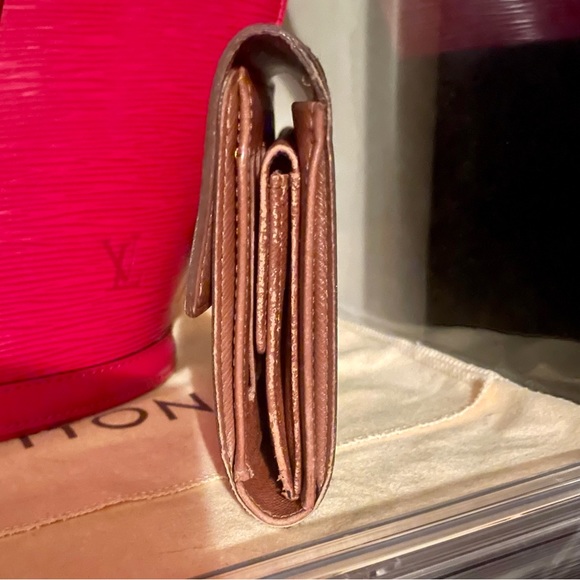 LV Louis Vuitton Monogram Trifold Wallet - Picture 4 of 7